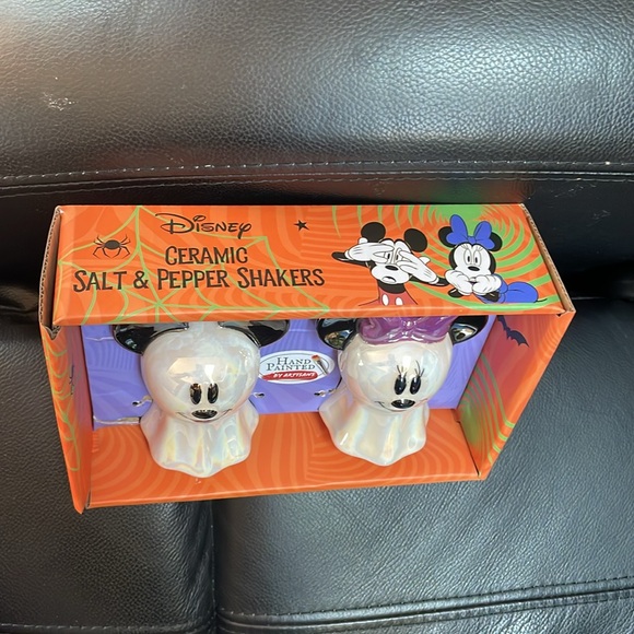 Disney Mickey and Minnie Ghost Iridescent Salt and Pepper Shakers - Picture 10 of 12